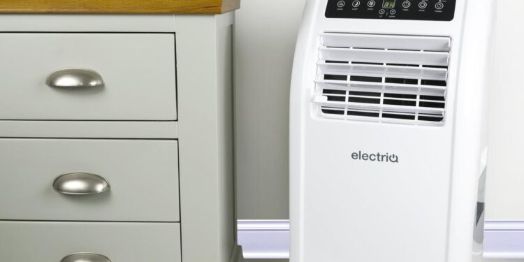 GRADE A3 - electriQ 10000 BTU Quiet Air Conditioner for rooms up to 25 ...